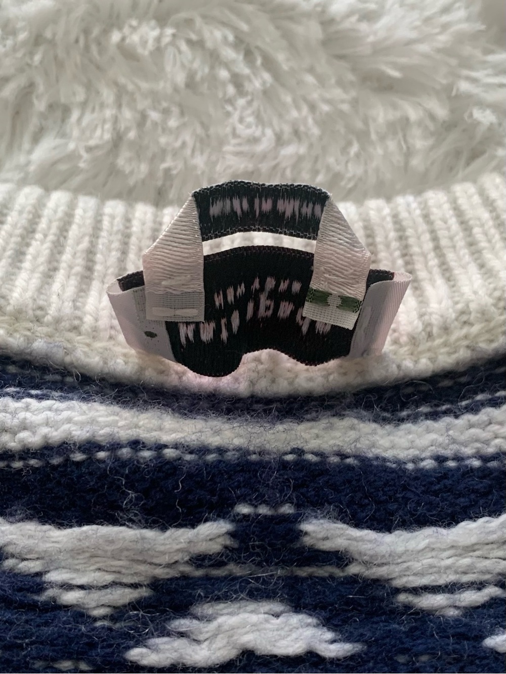 Kate Spade Anchor Sweater - Picture 15 of 15